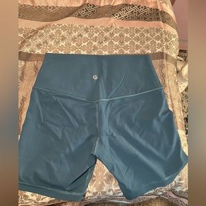 Lululemon biker shorts size 6